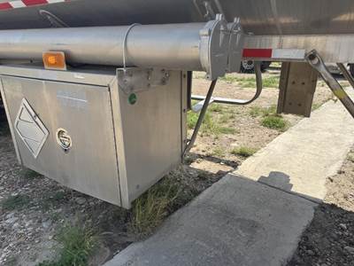 2021 Heil Tandem Axle Aluminum Fuel Tanker Trailer - Air Ride, Fixed Axle