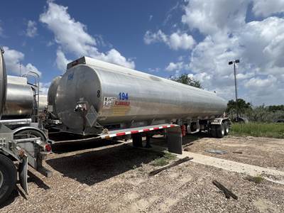 2021 Heil Tandem Axle Aluminum Fuel Tanker Trailer - Air Ride, Fixed Axle
