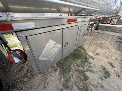 2020 Heil Tandem Axle Aluminum Fuel Tanker Trailer - Air Ride, Fixed Axle
