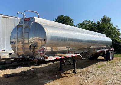 2006 Heil 9200 GAL / 5 COMP / AIR-RIDE Fuel Tanker Trailer