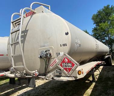 2001 HEIL 9500 GAL / 4 COMP / AIR-RIDE / IN-TEST Fuel Tanker Trailer