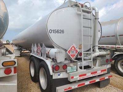 2001 Polar Tandem Axle Aluminum Fuel Tanker Trailer - Air Ride, Fixed Axle