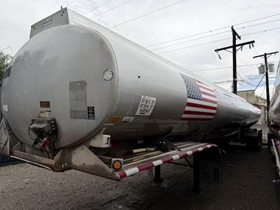 Polar Tandem Axle Aluminum Fuel Tanker Trailer - Air Ride, Fixed Axle