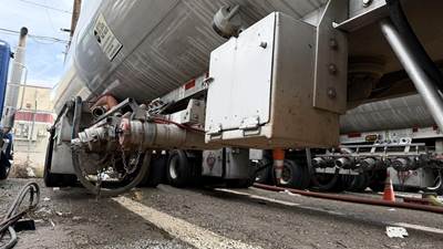 2003 Polar Tandem Axle Aluminum Fuel Tanker Trailer Air Ride Fixed Axle