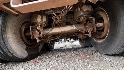2003 Polar Tandem Axle Aluminum Fuel Tanker Trailer Air Ride Fixed Axle