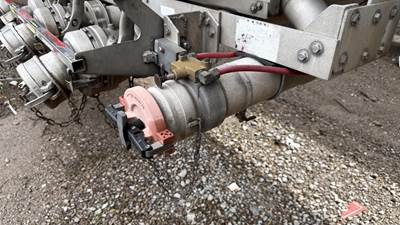 2003 Polar Tandem Axle Aluminum Fuel Tanker Trailer Air Ride Fixed Axle