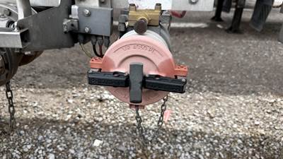2003 Polar Tandem Axle Aluminum Fuel Tanker Trailer Air Ride Fixed Axle