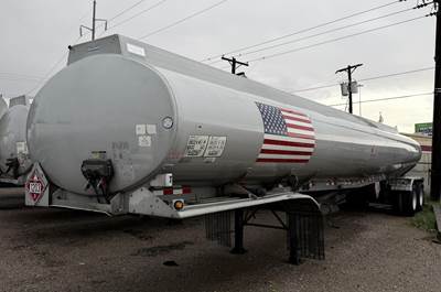 Polar Tandem Axle Aluminum Fuel Tanker Trailer - Air Ride, Fixed Axle