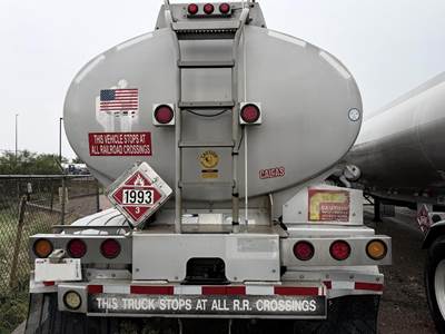 2003 Polar Tandem Axle Aluminum Fuel Tanker Trailer Air Ride Fixed Axle