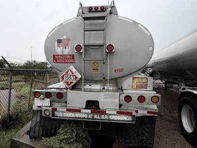 2003 Polar Tandem Axle Aluminum Fuel Tanker Trailer Air Ride Fixed Axle