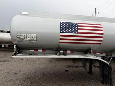 2003 Polar Tandem Axle Aluminum Fuel Tanker Trailer Air Ride Fixed Axle