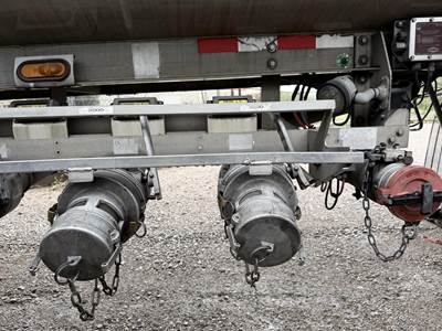 2003 Polar Tandem Axle Aluminum Fuel Tanker Trailer Air Ride Fixed Axle