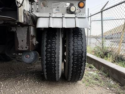 2003 Polar Tandem Axle Aluminum Fuel Tanker Trailer Air Ride Fixed Axle