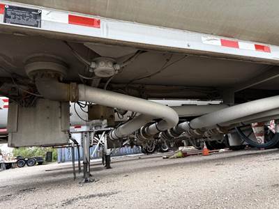 2003 Polar Tandem Axle Aluminum Fuel Tanker Trailer Air Ride Fixed Axle