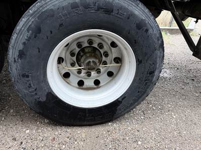 2003 Polar Tandem Axle Aluminum Fuel Tanker Trailer Air Ride Fixed Axle
