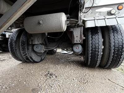 2003 Polar Tandem Axle Aluminum Fuel Tanker Trailer Air Ride Fixed Axle