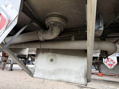 2003 Polar Tandem Axle Aluminum Fuel Tanker Trailer Air Ride Fixed Axle