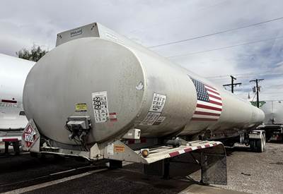 Polar Tandem Axle Aluminum Fuel Tanker Trailer - Air Ride, Fixed Axle