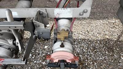 2003 Polar Tandem Axle Aluminum Fuel Tanker Trailer Air Ride Fixed Axle