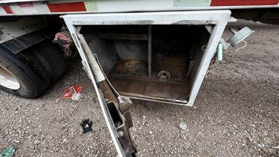 2003 Polar Tandem Axle Aluminum Fuel Tanker Trailer Air Ride Fixed Axle