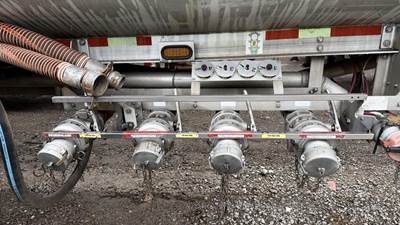 2003 Polar Tandem Axle Aluminum Fuel Tanker Trailer Air Ride Fixed Axle