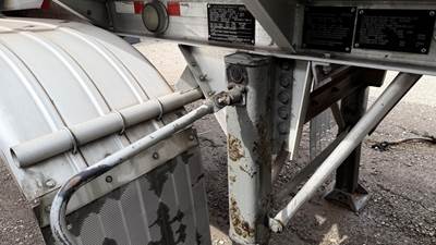 2003 Polar Tandem Axle Aluminum Fuel Tanker Trailer Air Ride Fixed Axle