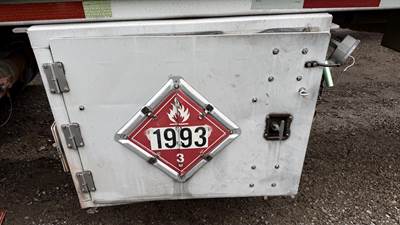 2003 Polar Tandem Axle Aluminum Fuel Tanker Trailer Air Ride Fixed Axle