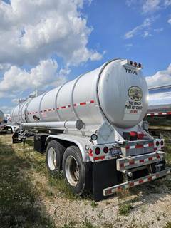Stephens 43ft Tandem Axle Aluminum Fuel Tanker Trailer - Air Ride, Fixed Axle