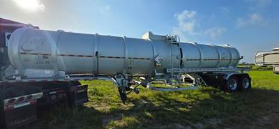 Vantage 43ft Tandem Axle Aluminum Fuel Tanker Trailer - Air Ride, Fixed Axle