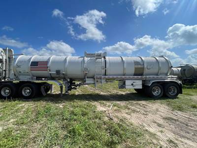 Vantage 43ft Tandem Axle Aluminum Fuel Tanker Trailer - Air Ride, Fixed Axle