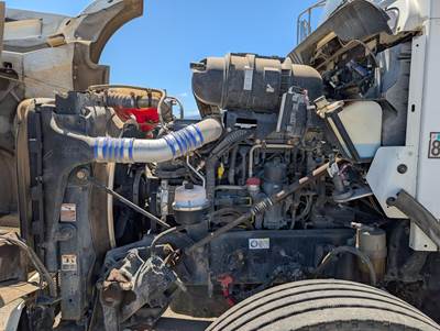 2015 Kenworth T800 4500 Gallon Gasoline / Fuel Truck - Paccar, Manual