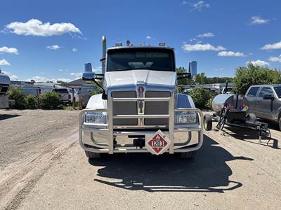 Kenworth T880 5600 Gallon Gasoline / Fuel Truck - Paccar, Automatic