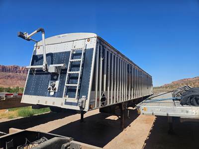 2012 Cornhusker 48' Hopper Spread Axle Trailer