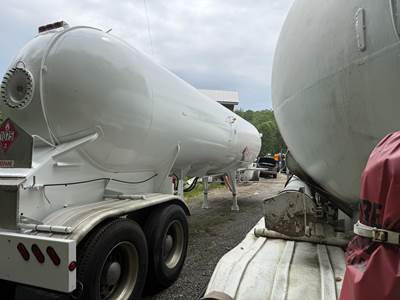 1966 Superior Tandem Axle Mild Steel Industrial Gas Tank Trailer - Spring, Fixed Axle