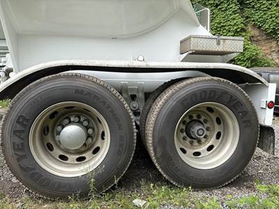 1966 Superior Tandem Axle Mild Steel Industrial Gas Tank Trailer - Spring, Fixed Axle