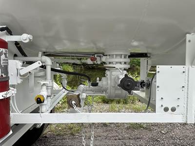 1966 Superior Tandem Axle Mild Steel Industrial Gas Tank Trailer - Spring, Fixed Axle
