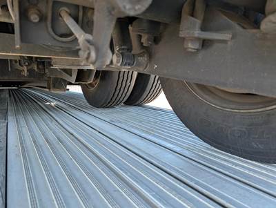 2015 Fontaine 48x102 Tandem Axle Lowboy Trailer - Air Ride, Fixed Axle