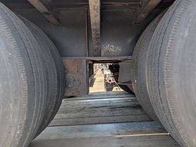2015 Fontaine 48x102 Tandem Axle Lowboy Trailer - Air Ride, Fixed Axle
