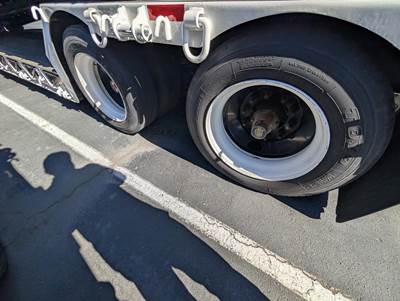 2015 Fontaine 48x102 Tandem Axle Lowboy Trailer Air Ride Fixed Axle