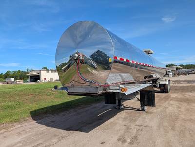 Brenner 6600 Gallon Stainless Steel Non Code Tank Trailer - Tandem Axle, Air Ride