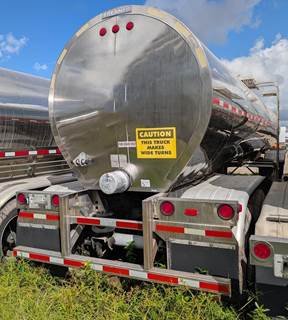 2008 Brenner 6600 Gallon Stainless Steel Non Code Tank Trailer - Tandem Axle, Air Ride