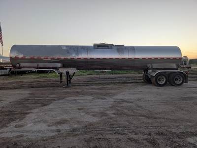 Brenner 6600 Gallon Stainless Steel Non Code Tank Trailer - Tandem Axle, Air Ride