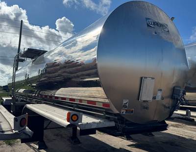 2011 Walker Non Code Tank Trailer