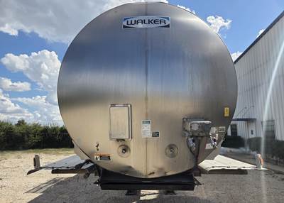 2011 Walker 6800 Gallon Stainless Steel Non Code Tank Trailer - Tandem ...