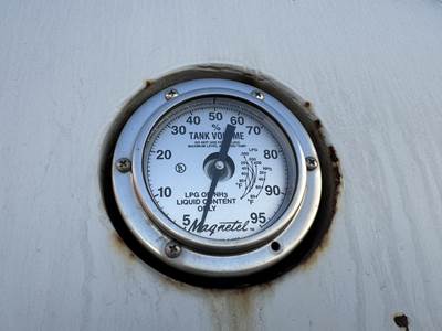 1981 Ford F-700 2770 Gallon Propane Truck - Manual