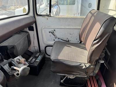 1981 Ford F-700 2750 Gallon Propane Truck - Automatic
