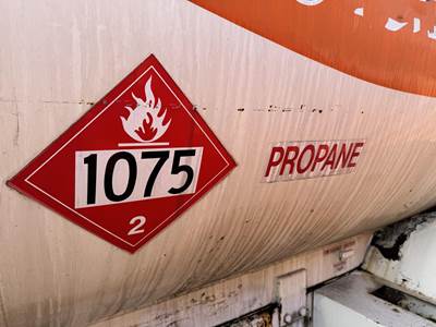 1981 Ford F-700 2750 Gallon Propane Truck - Automatic