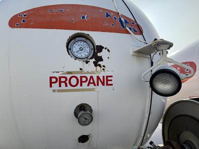 1986 Ford F-700 2790 Gallon Propane Truck - Manual