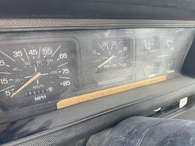 1986 Ford F-700 2790 Gallon Propane Truck - Manual
