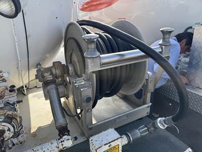 1986 Ford F-700 2790 Gallon Propane Truck - Manual